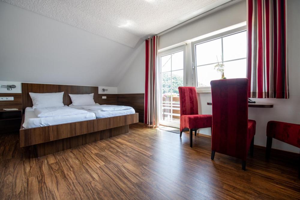 Garni Hotel Henn Simmerath Dış mekan fotoğraf